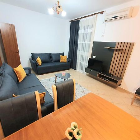 Apartment Me Qera Lungomare Vlore Medem1 Extérieur photo