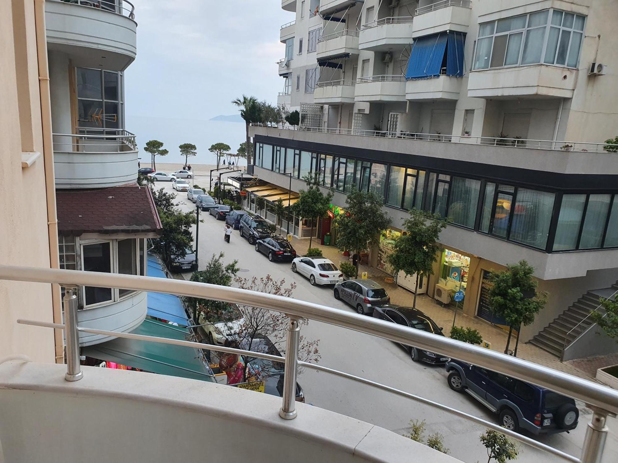 Apartment Me Qera Lungomare Vlore Medem1 Extérieur photo