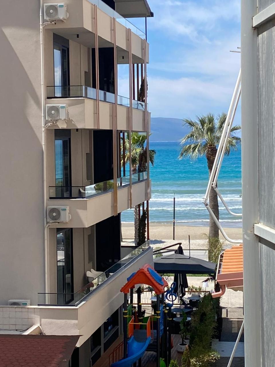 Apartment Me Qera Lungomare Vlore Medem1 Extérieur photo